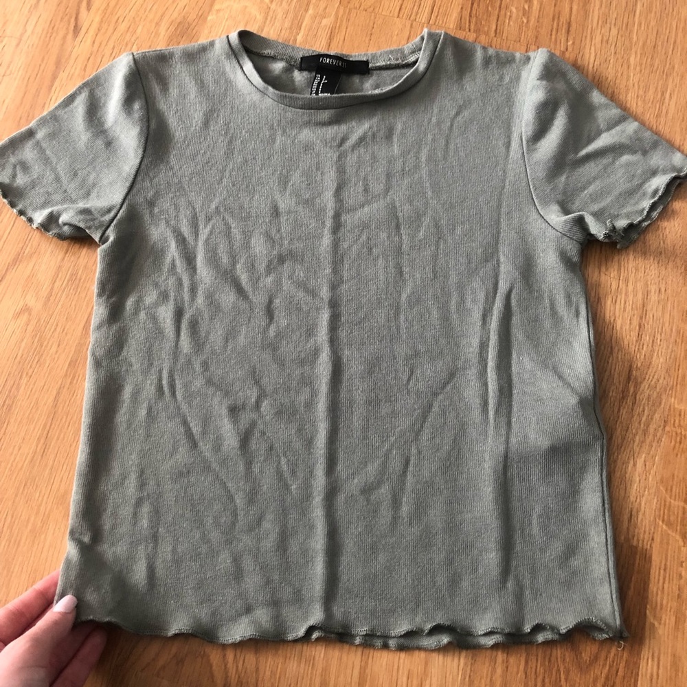 Forever 21 frilled tee